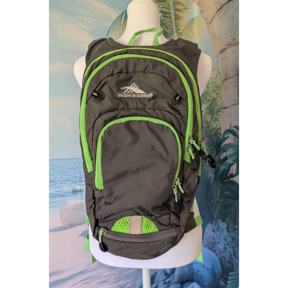 High Sierra Visalia 9 9L Daypack Gray/Green Hydration Compatible Chest Hip Strap